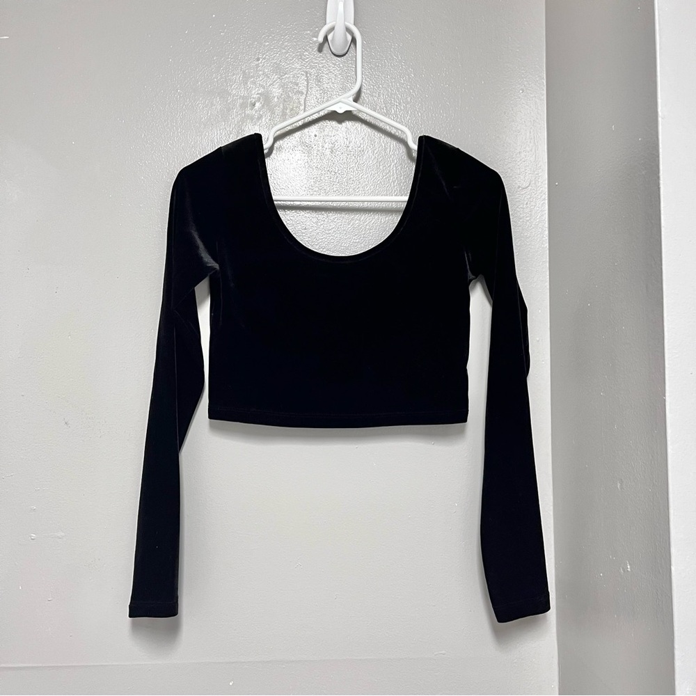 Velvet Black Long Sleeve Crop Top